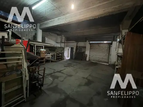 Local en Venta 40 años