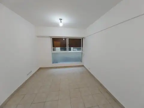 ALQ. MONOAMBIENTE - ZONA CONGRESO - AV. DE MAYO 1200