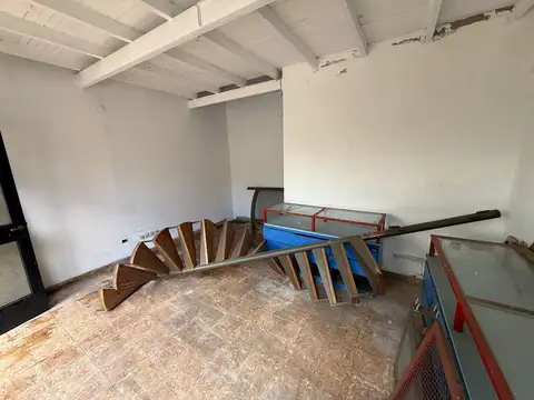 Local en Alquiler 25 años