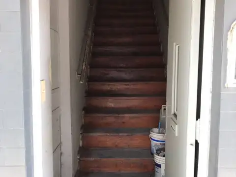 Local en Alquiler Via Pública