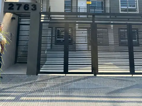 Departamento de 2 ambientes Con balcon - Lomas del mirador