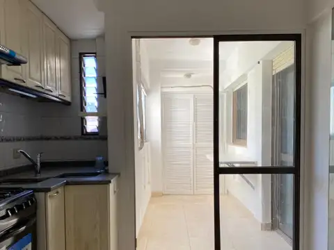 Departamento en Alquiler en Abasto, $ 650.000