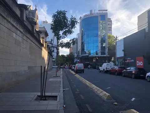 Cochera doble (en Tandem) en venta - Recoleta