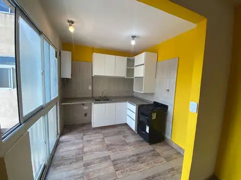 Jose Leon Suarez 200, Piso 4