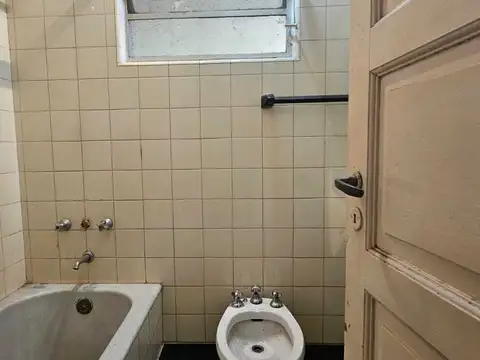 Casa en Venta en Jose Leon Suarez, USD 67.000