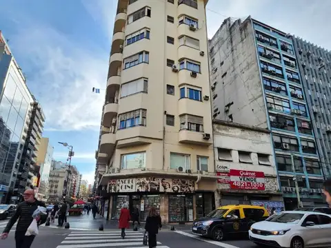 Rodriguez Peña 400 , Piso 7