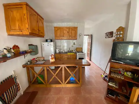 Casa 3 ambientes con 1 baño