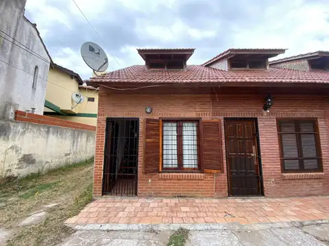 CALLE 65 ENTRE 2 Y 3 200