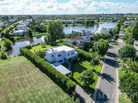 Casa en Venta en Villanueva, USD 349.500