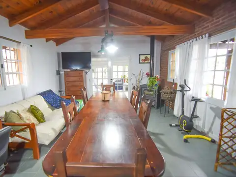 Casa Quinta de 3 dorm 3 baños a 100m de Ruta 1