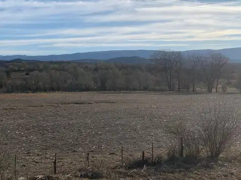 SE VENDE LOTE 458 METROS LOS MOLINOS CALAMUCHITA