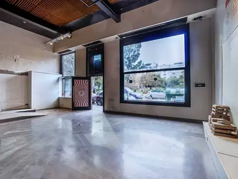 Local en Alquiler 60 años