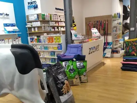 Local en Venta Via Púb.