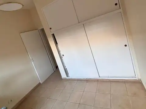 CASA PH EN VENTA - HURLINGHAM - MUY BUEN ESTADO!