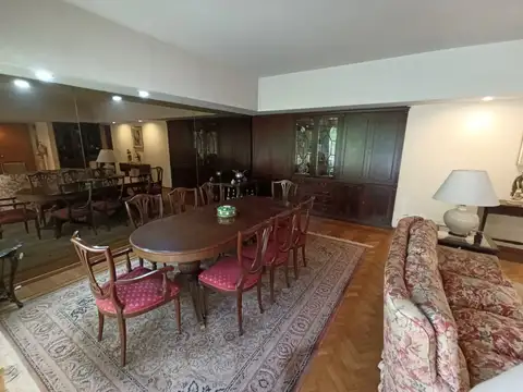 Departamento en Venta de 6 ambientes