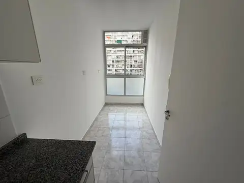 Monoambiente en Alquiler – La Boca – Balcón