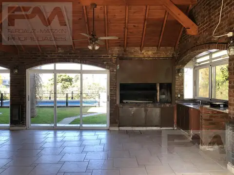 Casa en Venta de 4 dormitorios