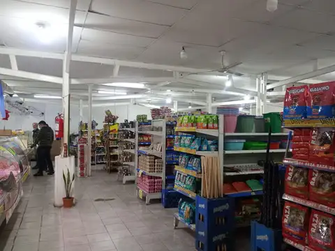 Galpon en Venta en Quilmes Oeste, USD 470.000