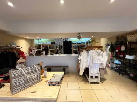 Venta local comercial Villa Ballester centro