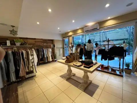 PROFESOR AGUER 5000, Piso 0