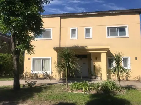 Casa en Alquiler Temporal de 4 dormitorios