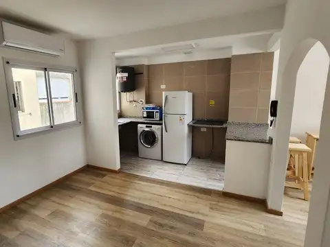 Departamento en Alquiler en Villa Pueyrredon, $ 800.000