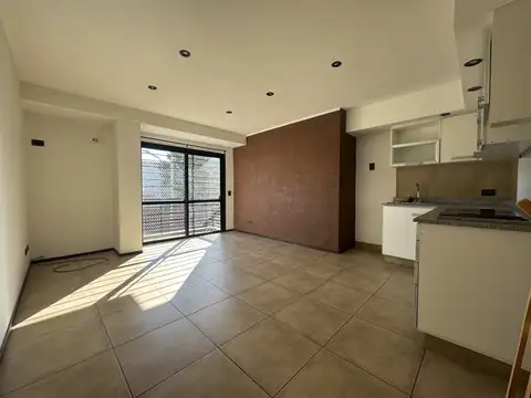 EXCELENTE 2 AMB.  OLIVOS RUGBY