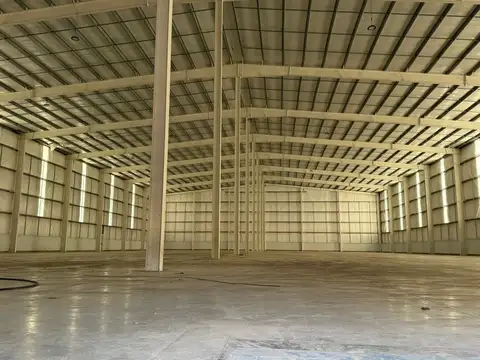 Nave Industrial de 3600 m2 - Exaltacion De La Cruz