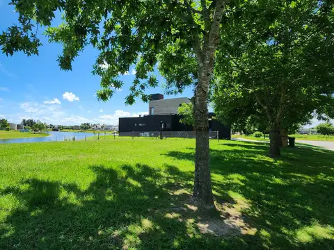 LOTE A LA LAGUNA CENTRAL - VENTA - BARRIO EL CAZAL, ESCOBAR