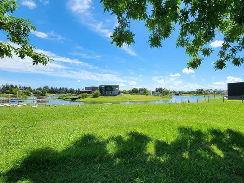 Terreno en Venta 45  mts Fondo