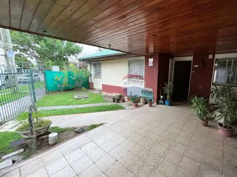 Casa 4 ambientes con 1 baño