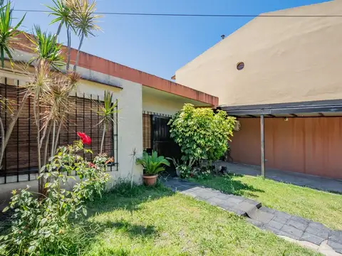 VENTA CASA 3AMB TESEI UNAHUR PATIO apto credito