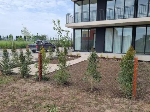 Departamento en Alquiler con 1 cocheras