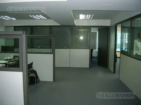 Oficina en Alquiler en Retiro, USD 3.600