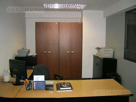 Oficina en Alquiler 24 años