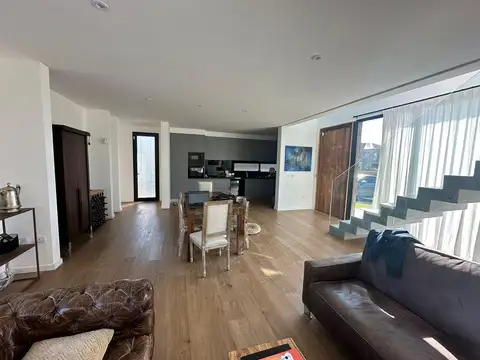 Casa en Venta en Haras Santa Maria, USD 380.000