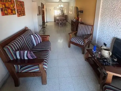 Departamento en Venta en Sarandi, USD 155.000