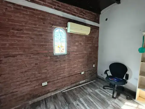 Depto Tipo Casa 4 ambientes con 1 baño