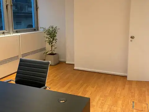 Oficina en Alquiler al Norte