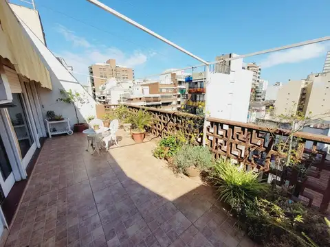 Hermoso duplex 5 amb, balcon terraza, con cochera, Caballito