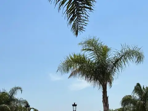 Venta de Lote interno en Barrio Privado Chateau Pilar