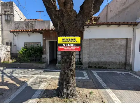 CASA en VENTA  Héroes de Malvinas  AL 2400, LANÚS ESTE 4 Amb
