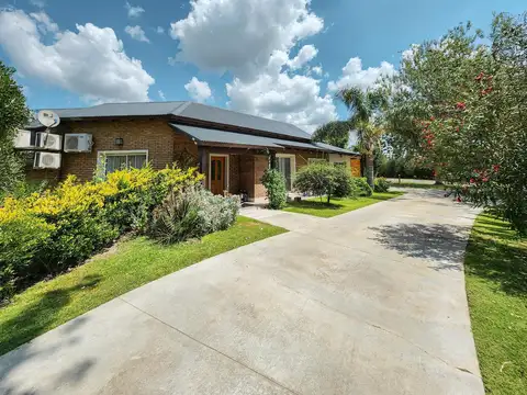 Casa 6 ambientes con 3 baños