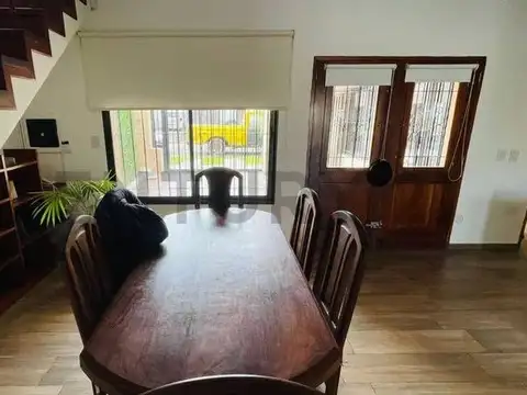 213 bis entre 41 y 42 , Piso 0