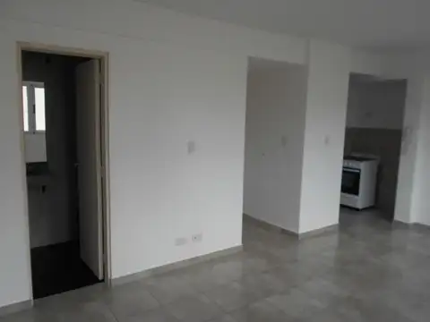 Departamento en Alquiler en Centro, $ 300.000