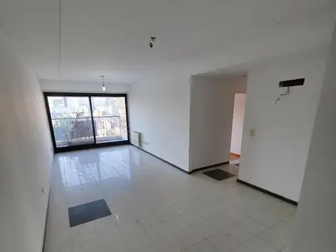 VENTA 4 AMB C/COCHERA