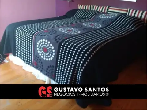 Amplio chalet en Bernal Centro