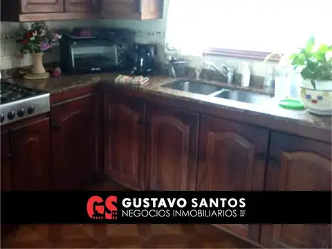 Casa en Venta en Bernal, USD 450.000