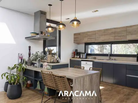 Casa en Venta en Terralagos, USD 1.100.000