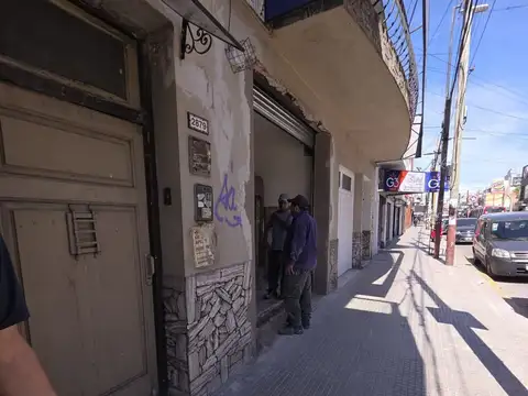 AV JUAN D PERON 2800